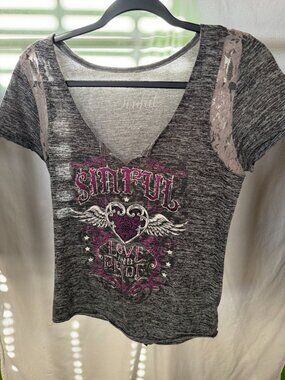 SINFUL By Affliction Grey Space Dye Lace Shoulder Graphic Tee Shirt Small